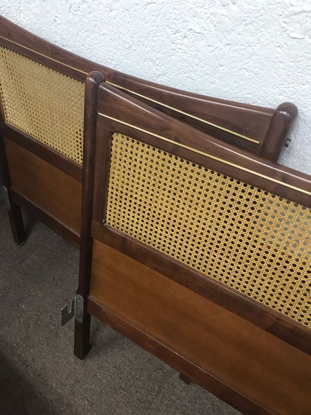 2 cabeceros enrejados