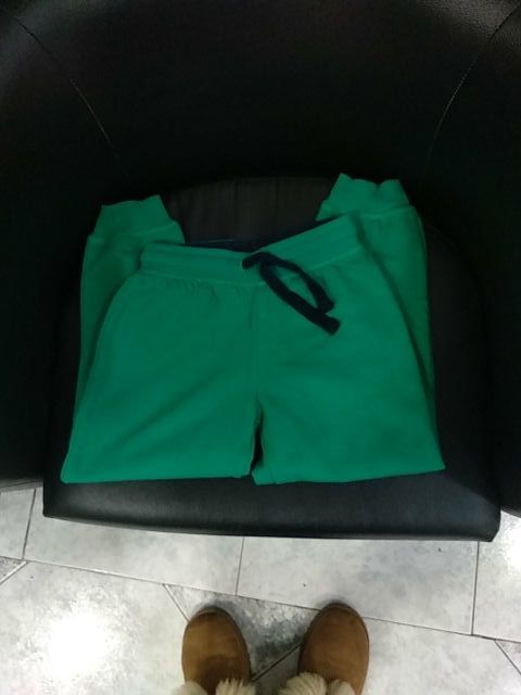 pantalon de chandal nuevo a estrenar