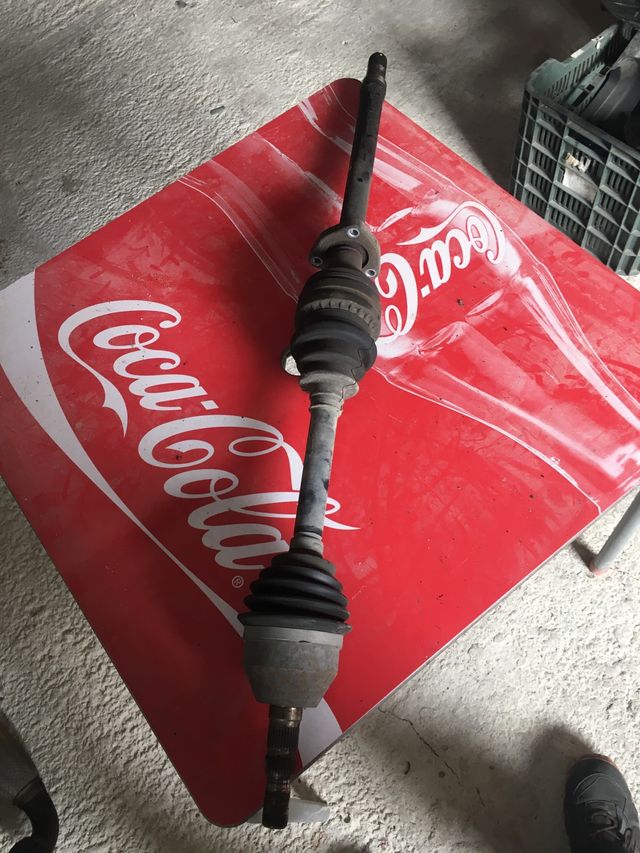 Transmisión delantera derecha Opel Astra año 2007