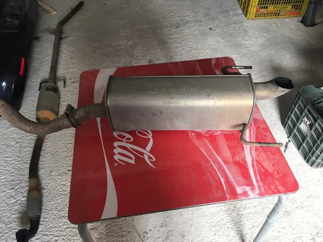Silencio trasero Opel Astra año 2007