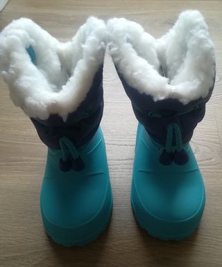 Botas nieve talla 22-23 de segunda mano por 10 EUR en Torrent en WALLAPOP