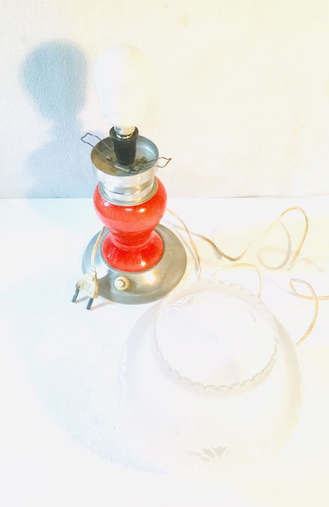 Lámpara vintage de mesa