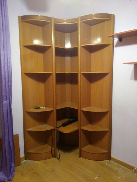 Mueble estantería rinconera de segunda mano por 40 € en Inca en WALLAPOP