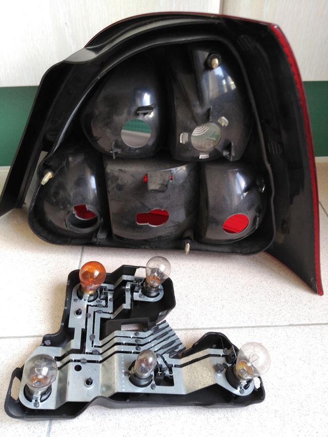 piloto trasero izquierdo mg zr o rover 25