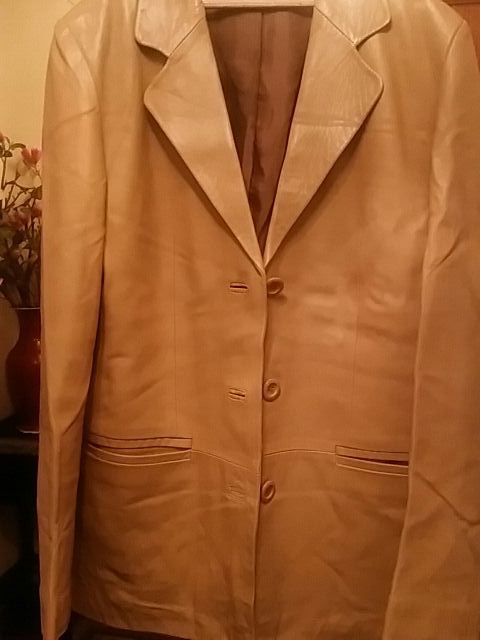 CHAQUETA  CAMEL d PIEL  T/38-40