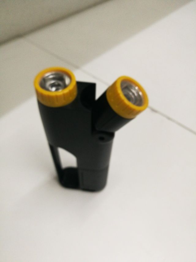 super linterna doble haz orientable