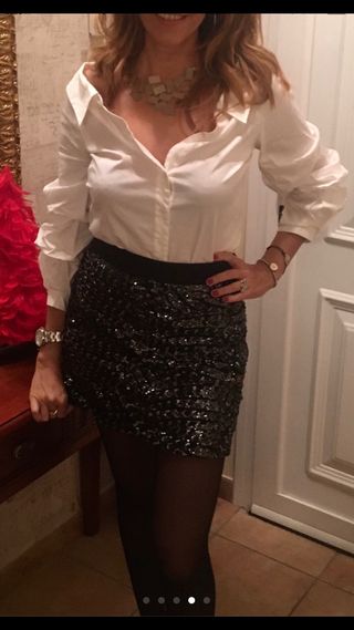 Blusa con escote barco blanca Zara de segunda mano por 15 Blusa con escote barco blanca Zara de segunda mano por 15