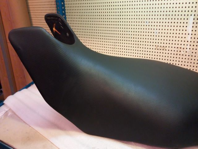 Asiento Ducati Hypermotard 1100 2008