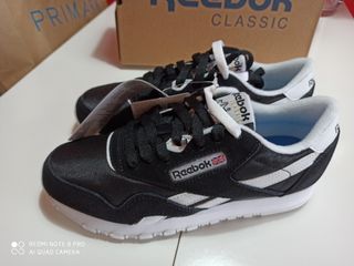 reebok workout hombre dorados