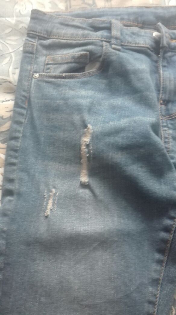 Pantalón vaquero talla 146 cm