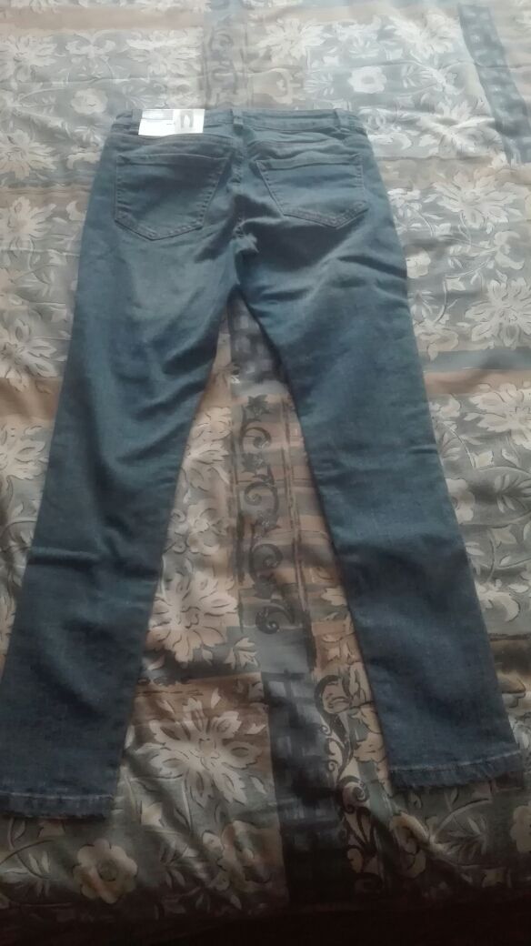 Pantalón vaquero talla 146 cm