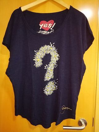 Camisetas Desigual mujer de segunda mano en la provincia de Camisetas Desigual de segunda mano en Alicante en WALLAPOP