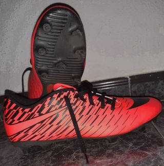 botas de futbol talla 45