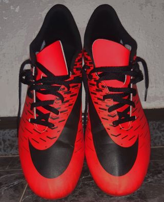 botas de futbol talla 45