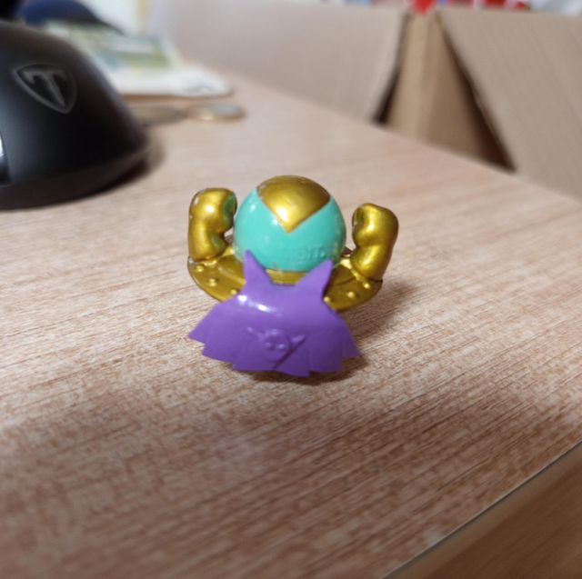 Serie 5 Superthings desde 3€