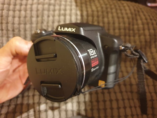 Cámara bridge PANASONIC LUMIX DMC-FZ28