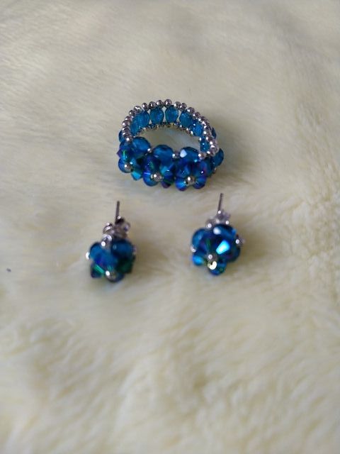 Anillo y pendientes cristales Swarovski