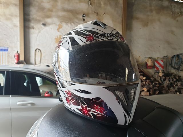 Cascos shack  y cascos Caberg