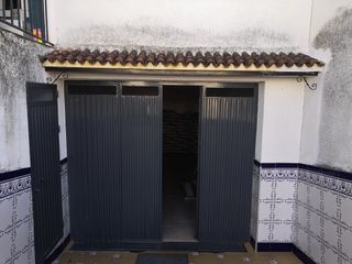Impresionantes ideas de diseño de puertas de garaje para su nuevo