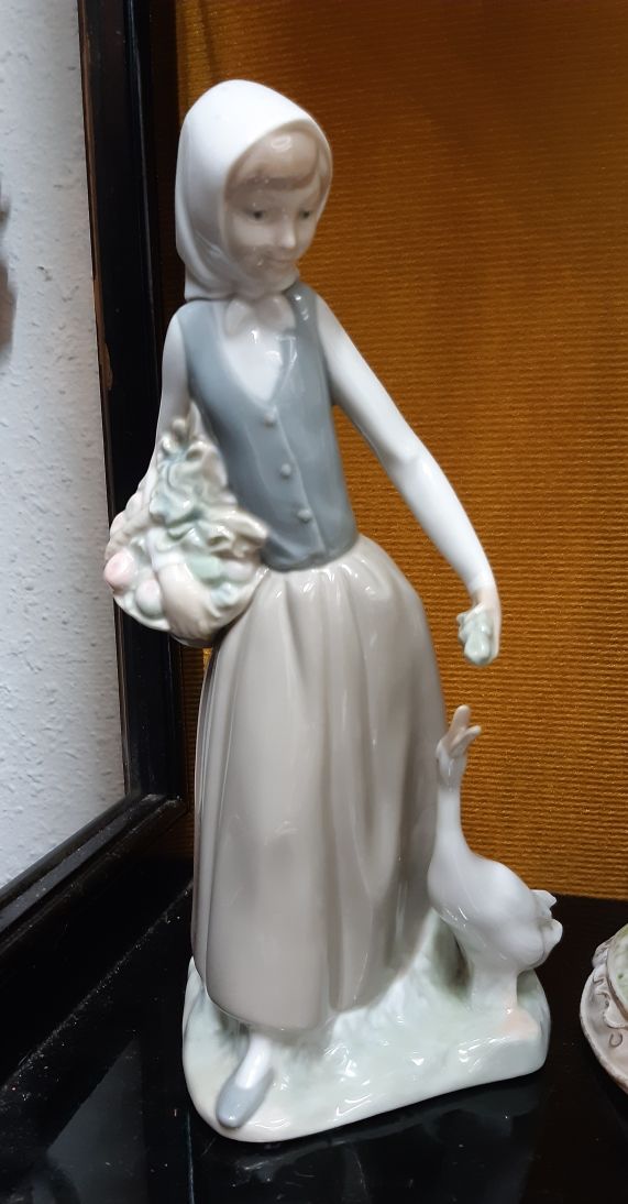 figura Nao Lladro 30cm