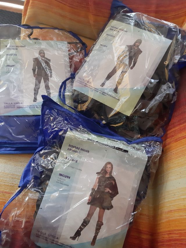 3 disfraces perfecto estado