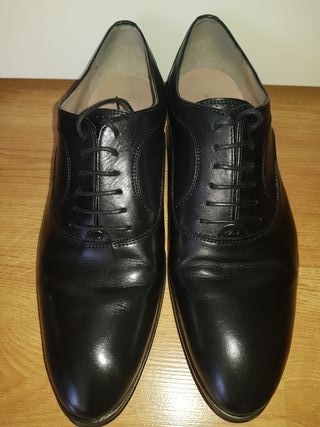 Zapatos traje zara de segunda mano por 30 EUR en Ogíjares en WALLAPOP