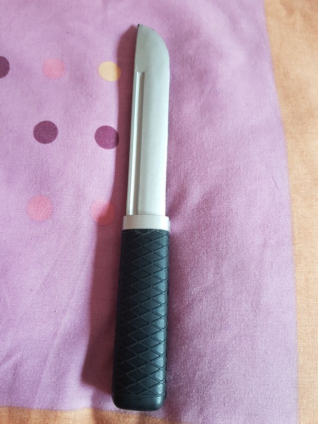 Cuchillo falso artes marciales
