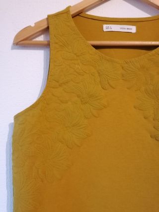 Camiseta sin mangas de Sfera de segunda mano por 6 € en Vigo Camisa verde mujer de Sfera de segunda mano por 6 € en