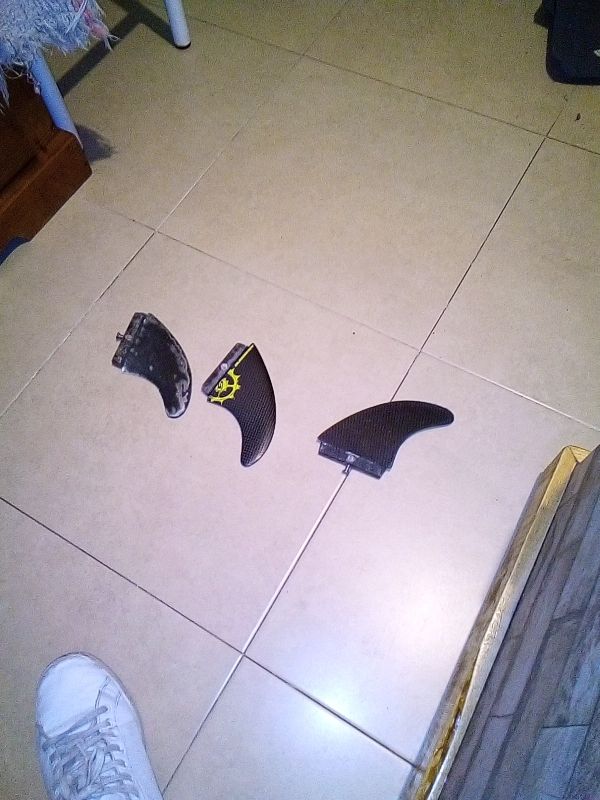 quillas  tabla surf slingshot