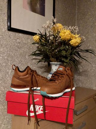 nike bota camel