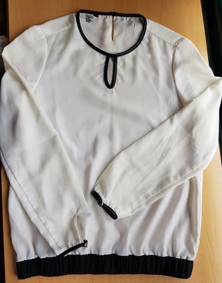 Blusa blanca de segunda mano en Santa Marta de Tormes en Blusa blanca de segunda mano en Santa Marta de Tormes en