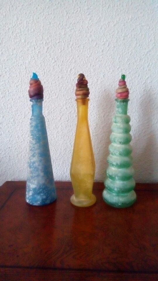 colección de tres frascos perfumeros