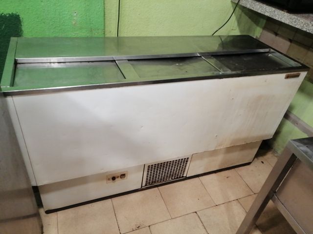 Enfriador bebidas 55 x 85 x 152 de segunda mano por 55 EUR en Gijón en