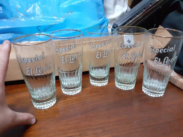 Lotto di 5 bicchieri da birra EL LEON Special Edition