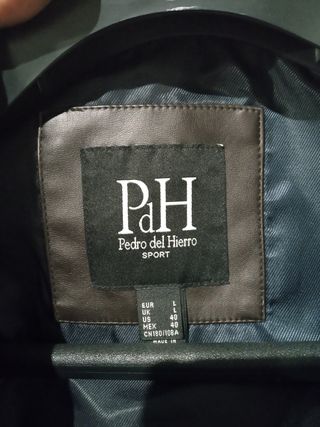Abrigo hombre tipo trenca Pedro del Hierro de segunda mano por 45 EUR en  Segovia en WALLAPOP
