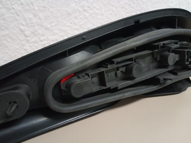 Piloto trasero izquierdo R. Laguna I Grandtour