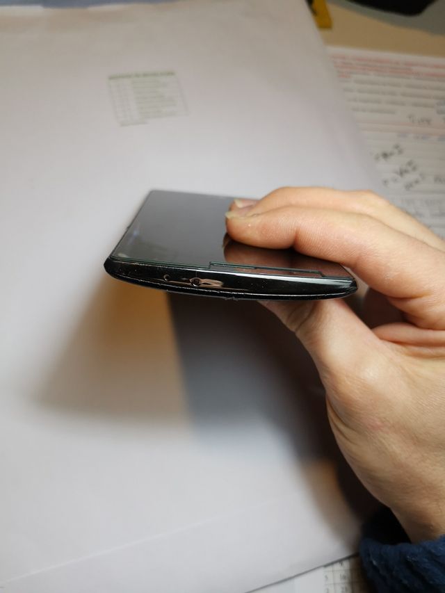 Pantalla con marco LG G4