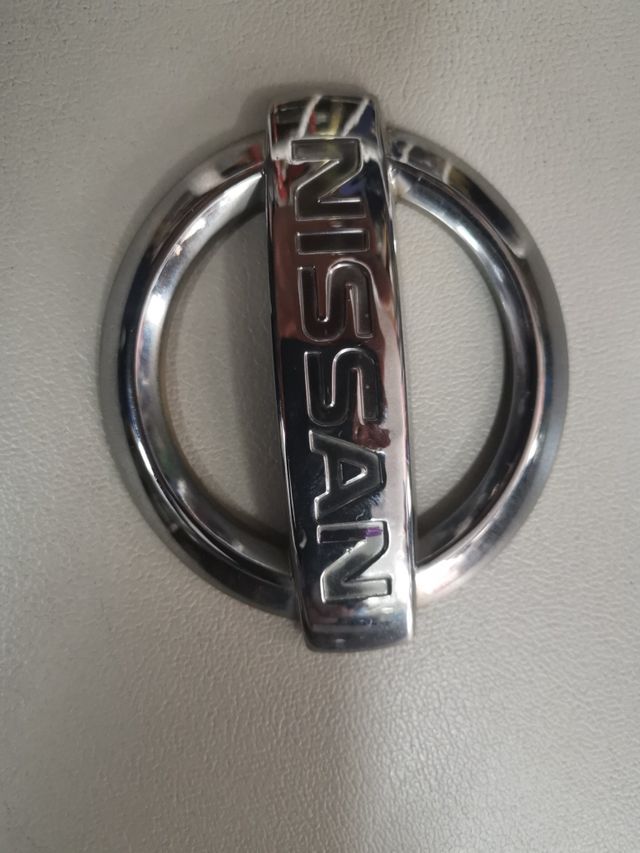 EMBLEMA INSIGNIA NISSAN