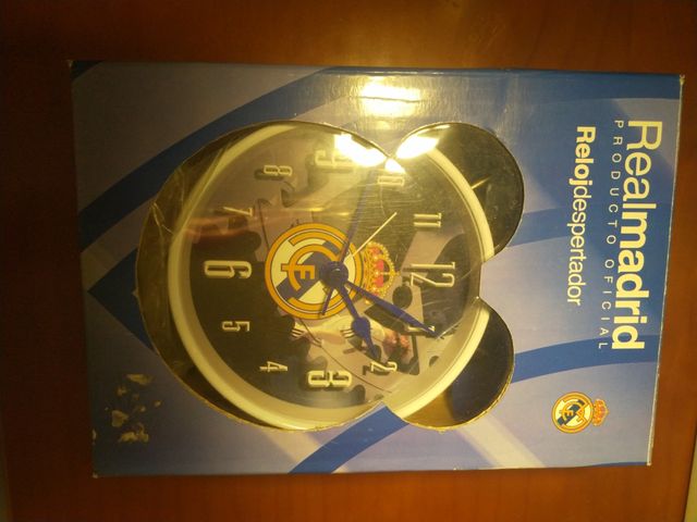 Reloj despertador del Real Madrid.