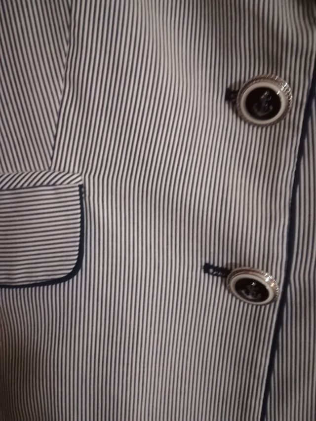 Chaqueta rayas azul marino y blanca