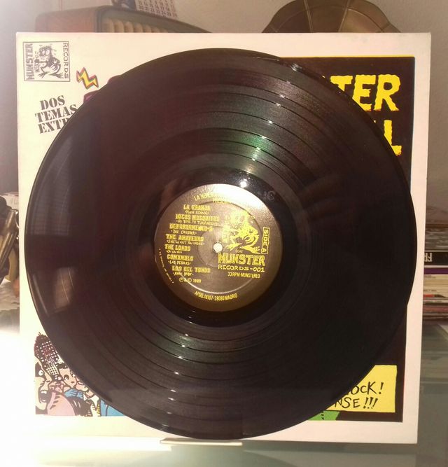 ALBUM IN VINILE THE MUNSTER DANCE HALL, FAVORITES VOL