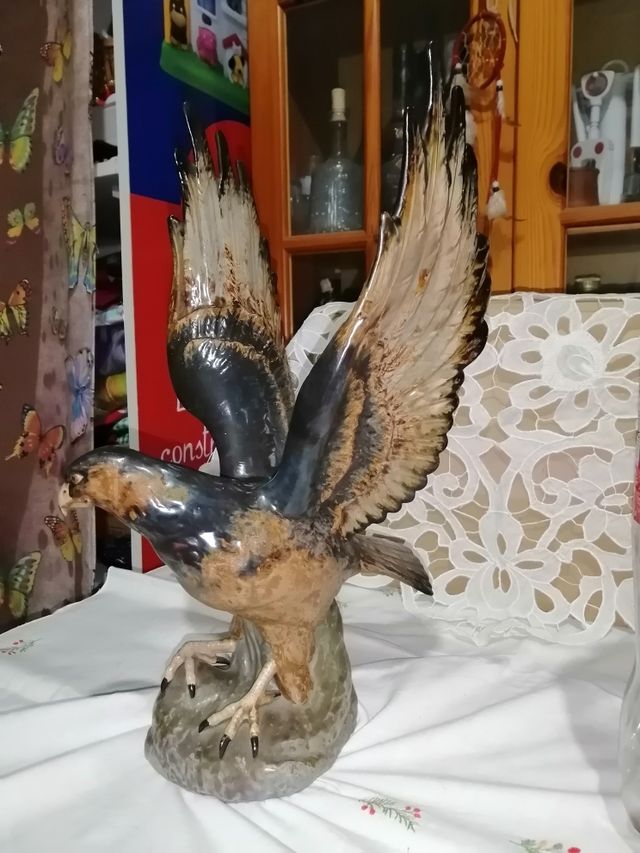 Aguila con sello nao lladro