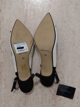 Zapatos de tacón blanco y negro MARYPAZ nº 36 de segunda mano por 20 EUR en  Madrid en WALLAPOP