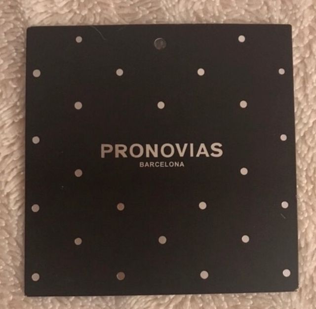 Espectacular Vestido Seda y Gasa Pronovias