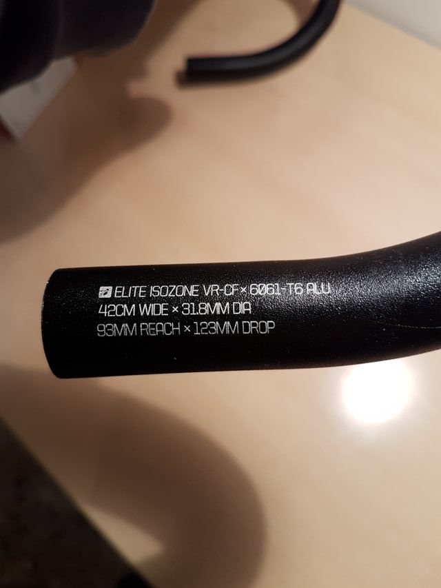 Manillar Bontrager Elite IsoZone VR-CF Carretera

