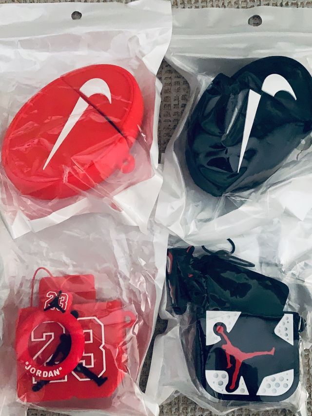 Custodie Apple AirPods 1/2/Pro 100 NUOVI modelli