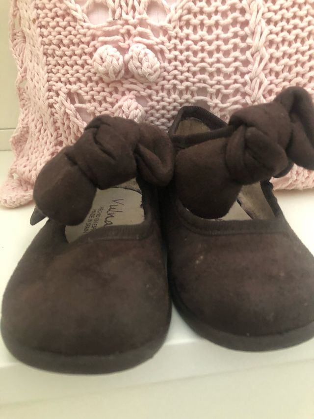 Zapatos merceditas niña