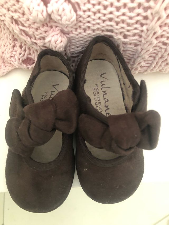 Zapatos merceditas niña