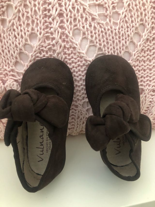 Zapatos merceditas niña
