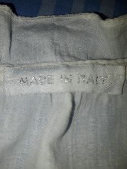 Camisa blanca tipo ibicenca de manga corta de algo